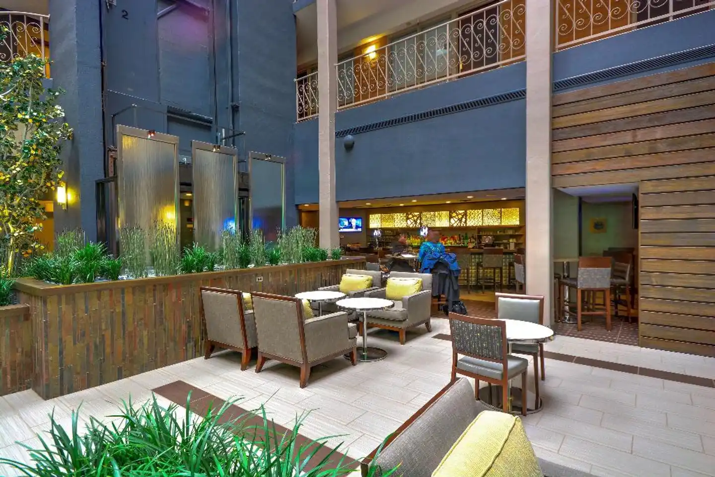 Embassy Suites by Hilton Denver Stapleton Lobby