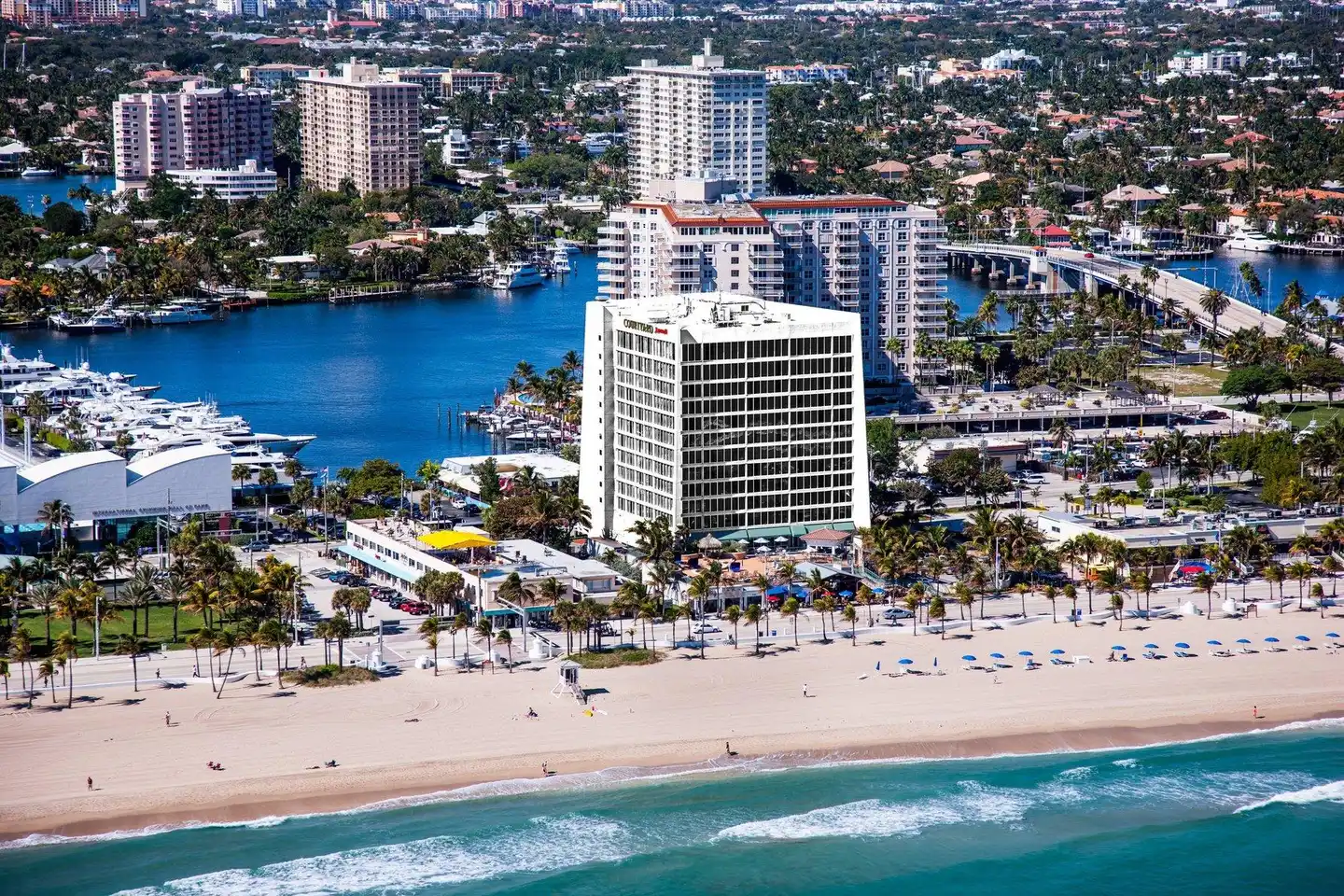 Courtyard by Marriott Oceanside Fort Lauderdale Beach Aussenansicht