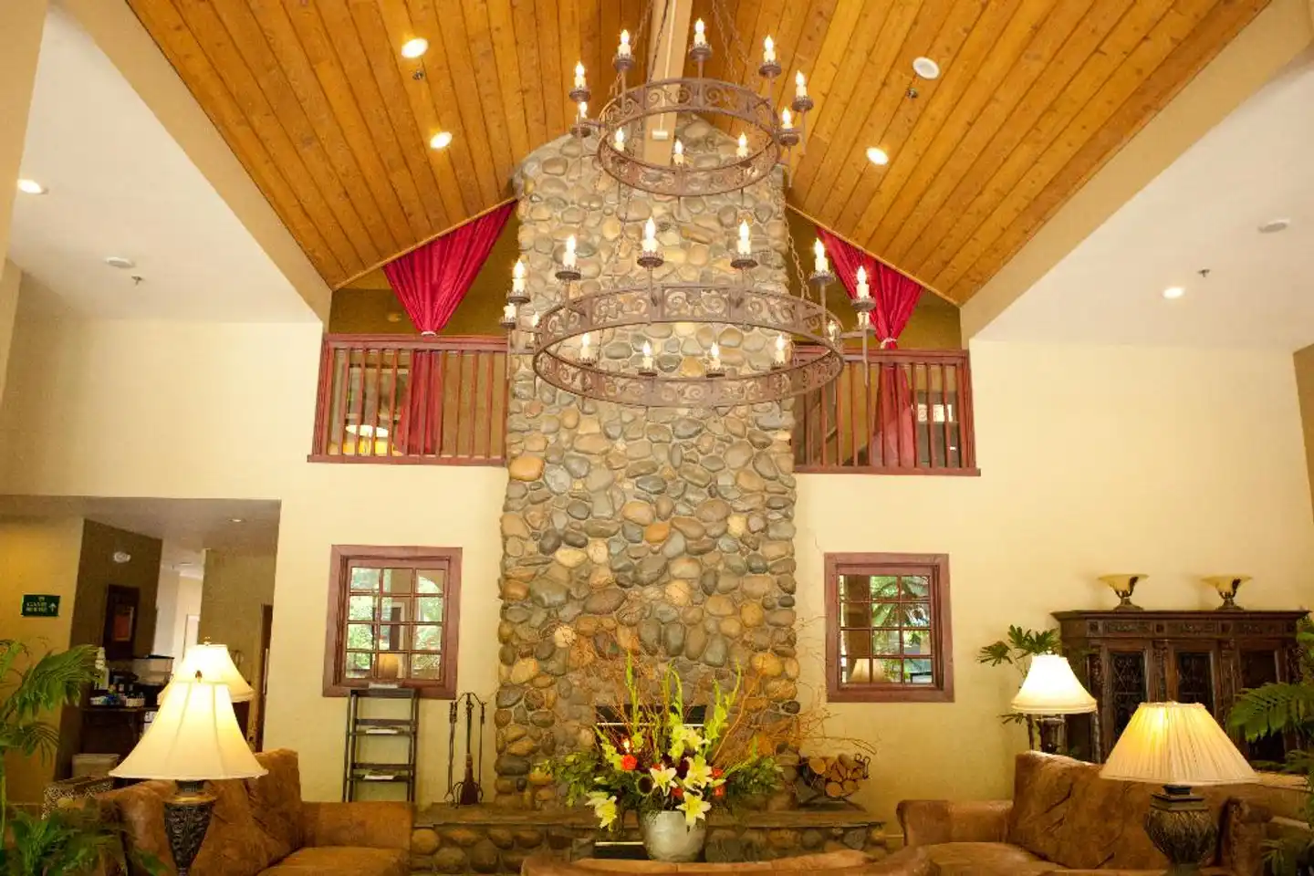 Forest Suites Resort at the Heavenly Village Lobby