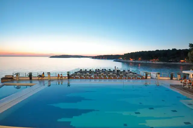 Splendid Resort Pool