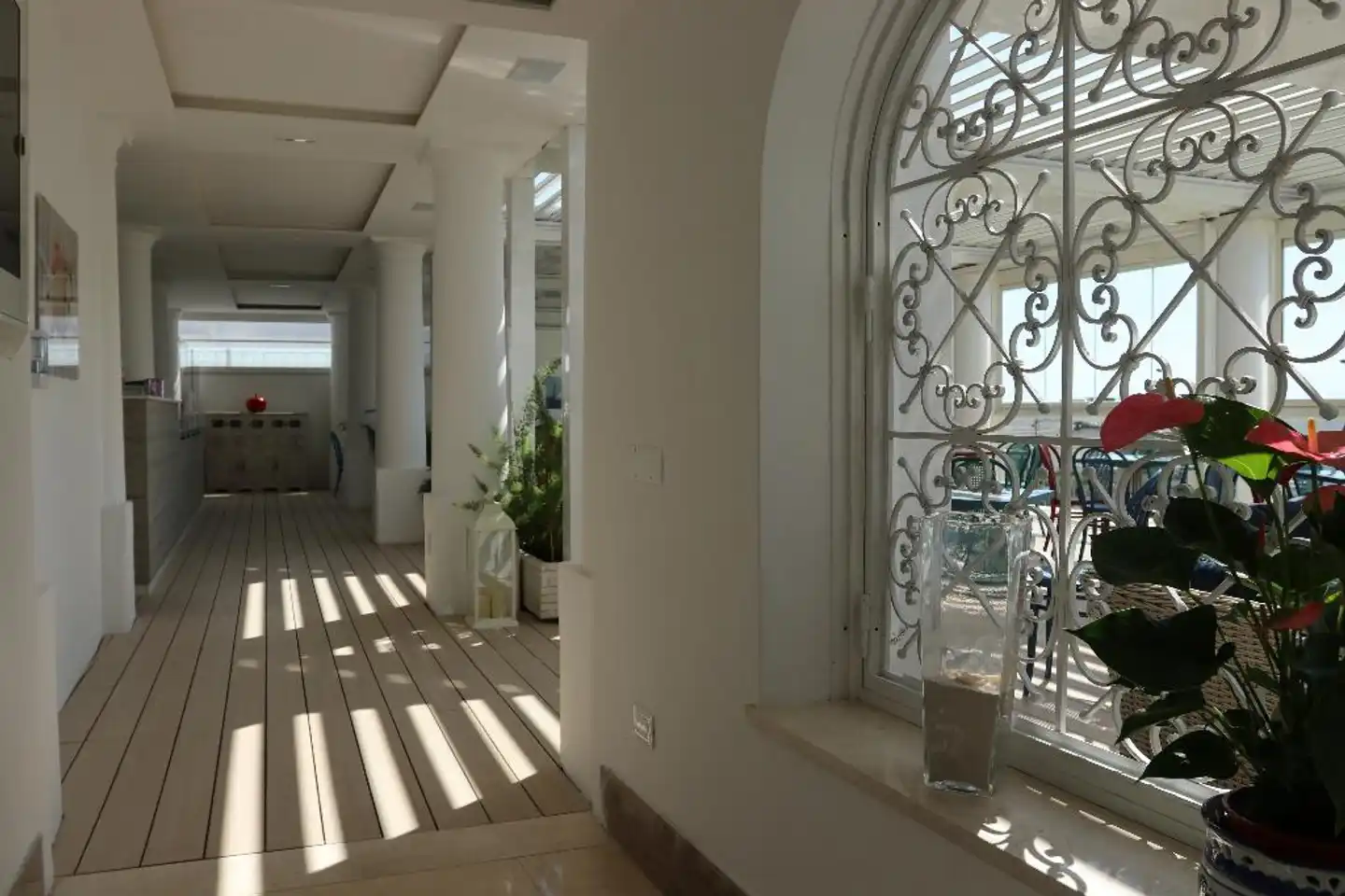 Bougainville Lobby