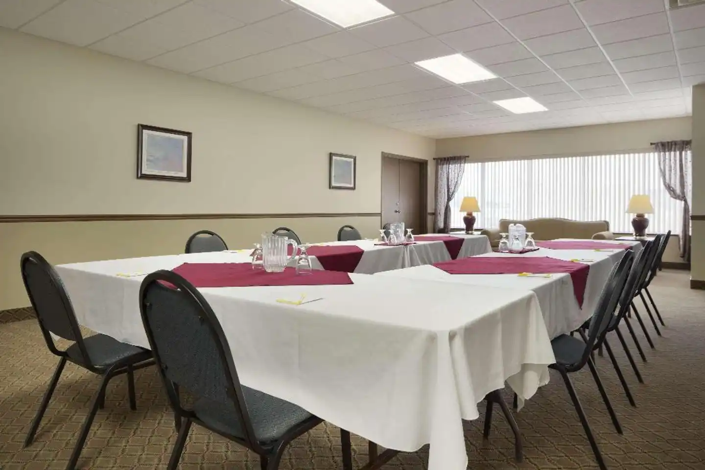 Days Inn by Wyndham Dalhousie Konferenz