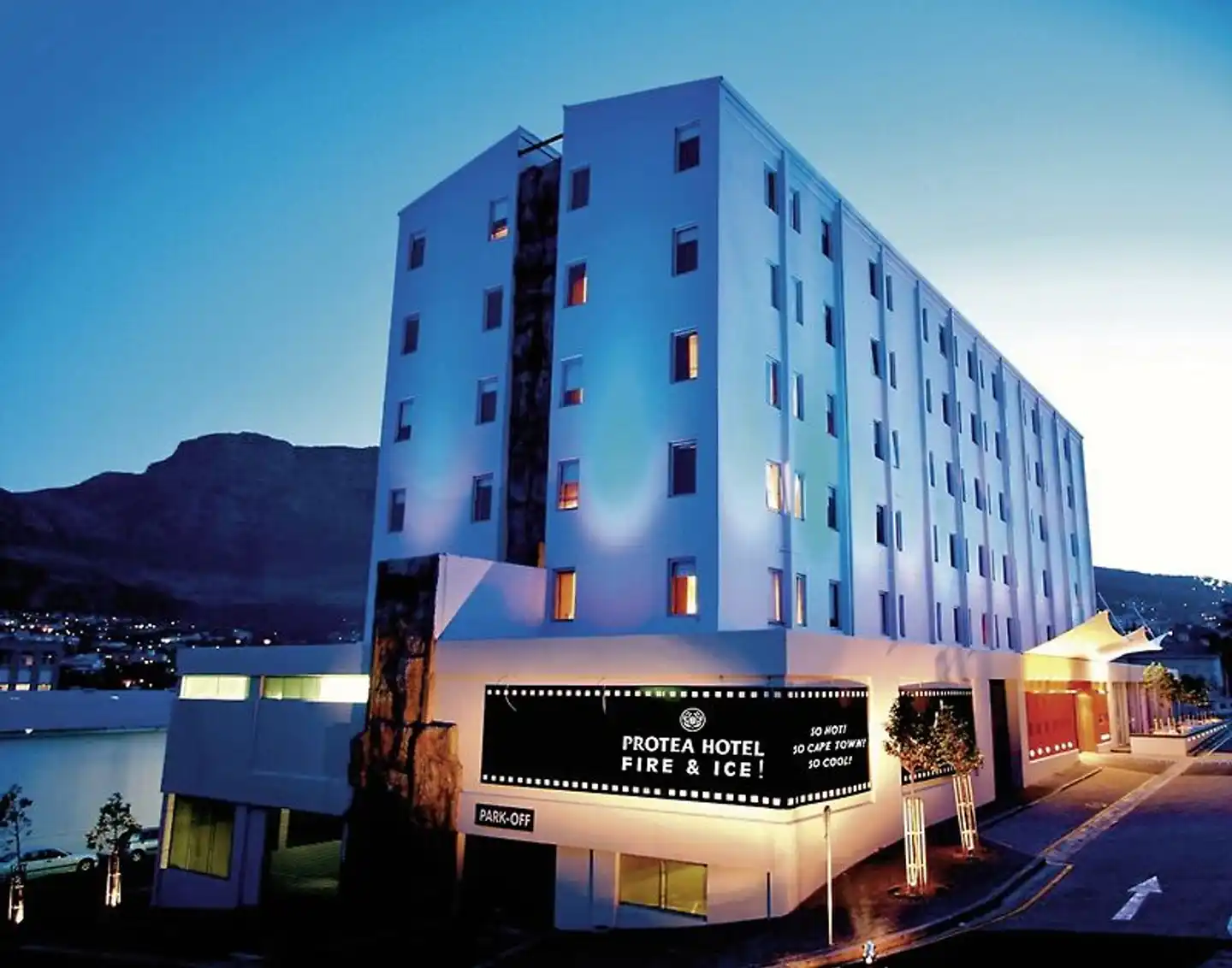 Protea Hotel Fire & Ice! Aussenansicht