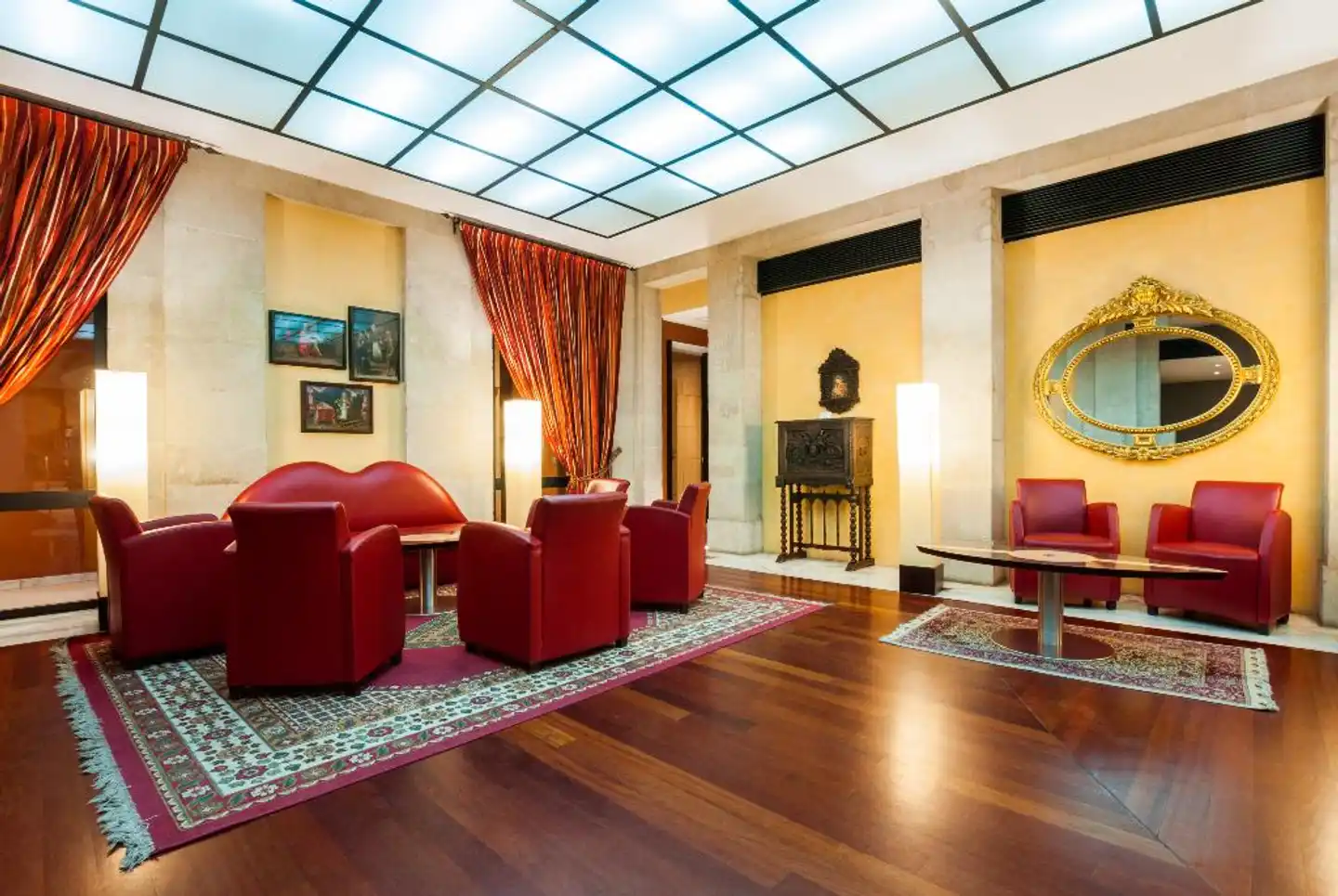 Medinaceli Lobby