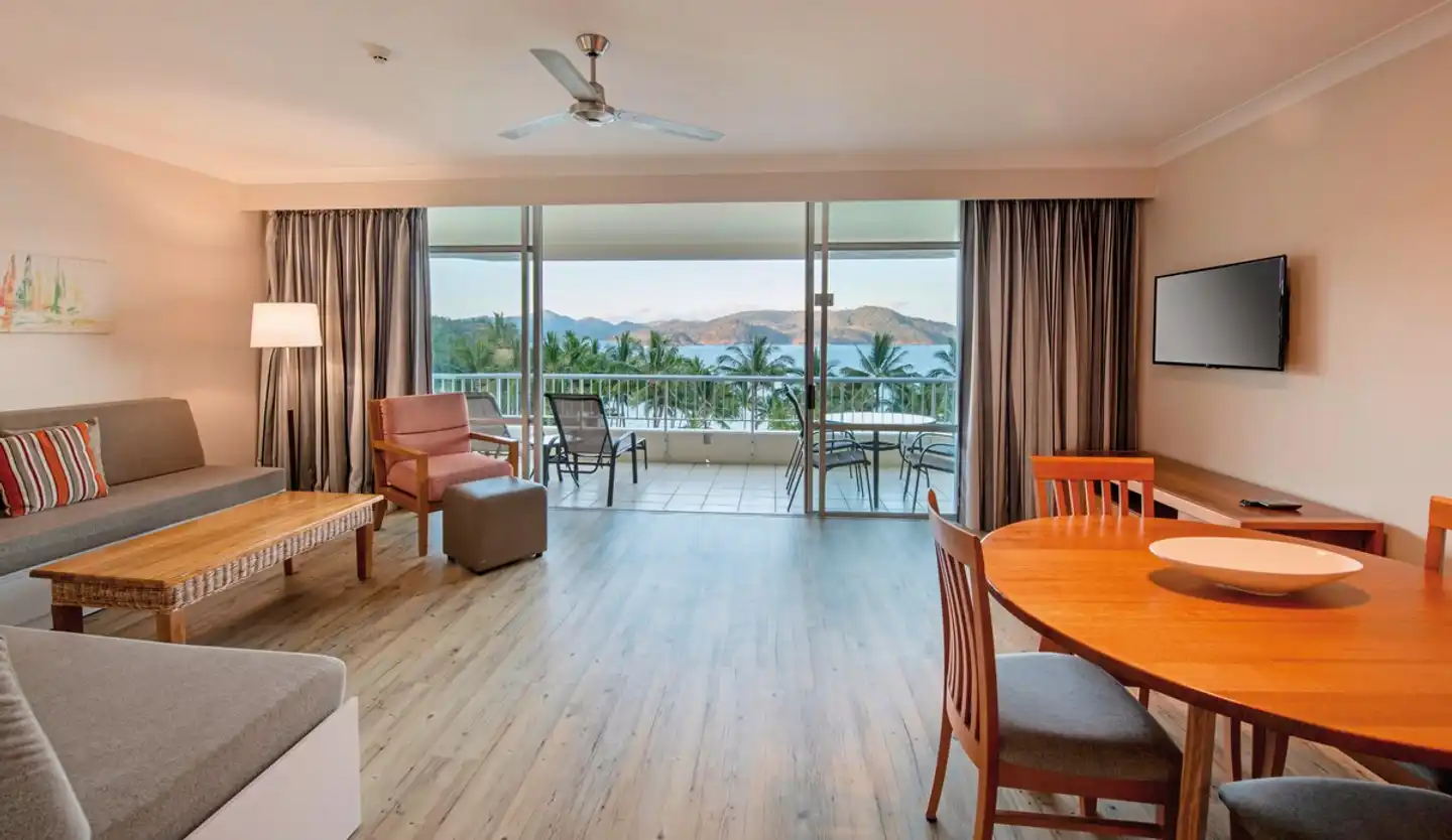Whitsunday Apartments Hamilton Island Lobby
