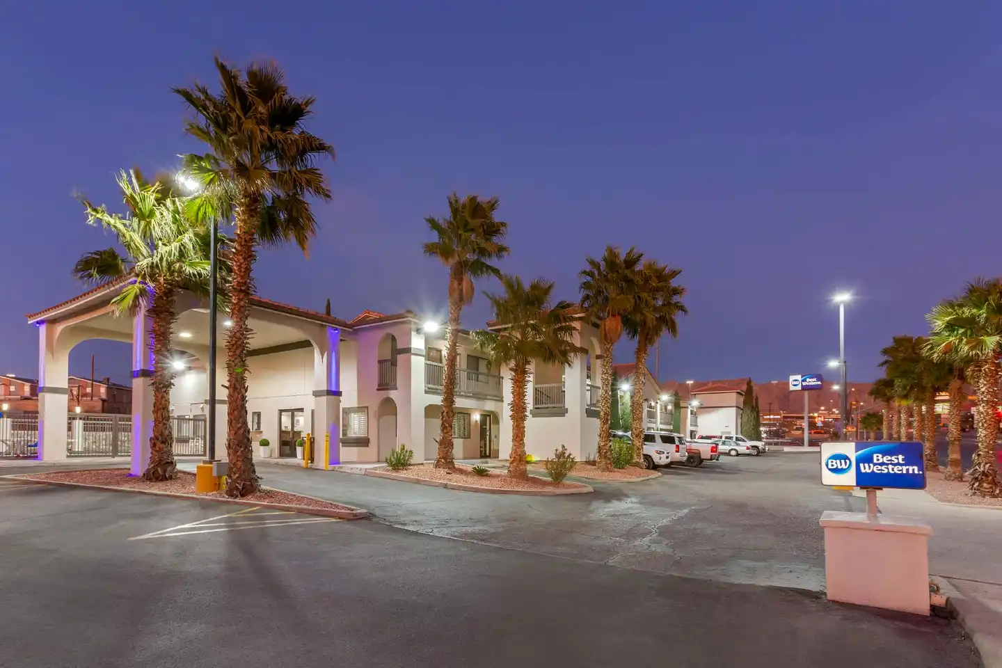 Best Western Sunland Park Inn Aussenansicht