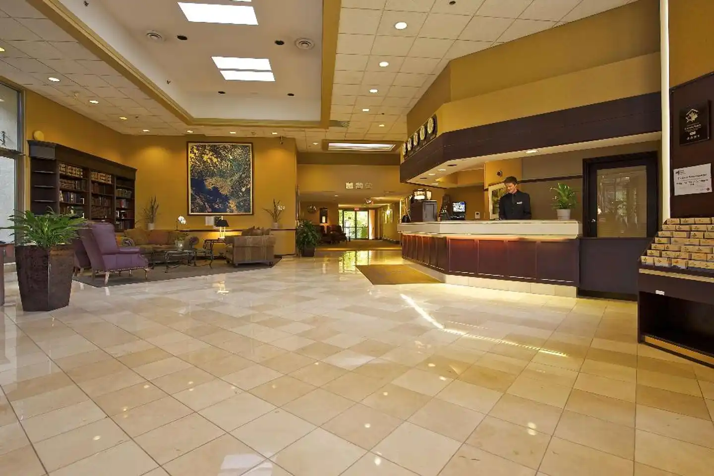 Coast Tsawwassen Inn Lobby