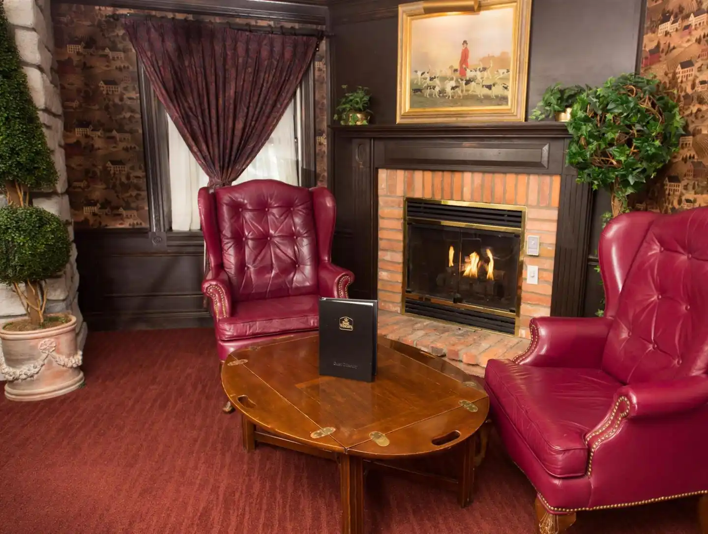 Best Western Fireside Inn Lobby