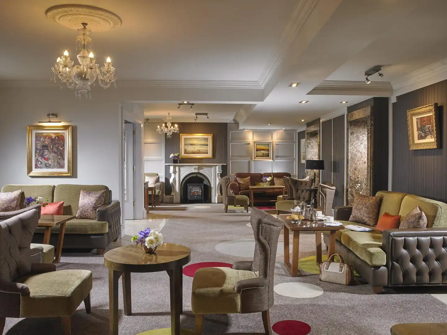 Castlecourt Lobby