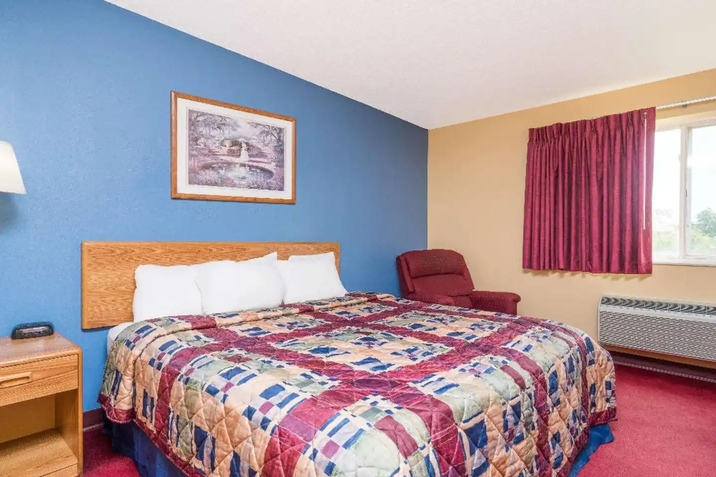 Days Inn by Wyndham West-Eau Claire Wohnbeispiel