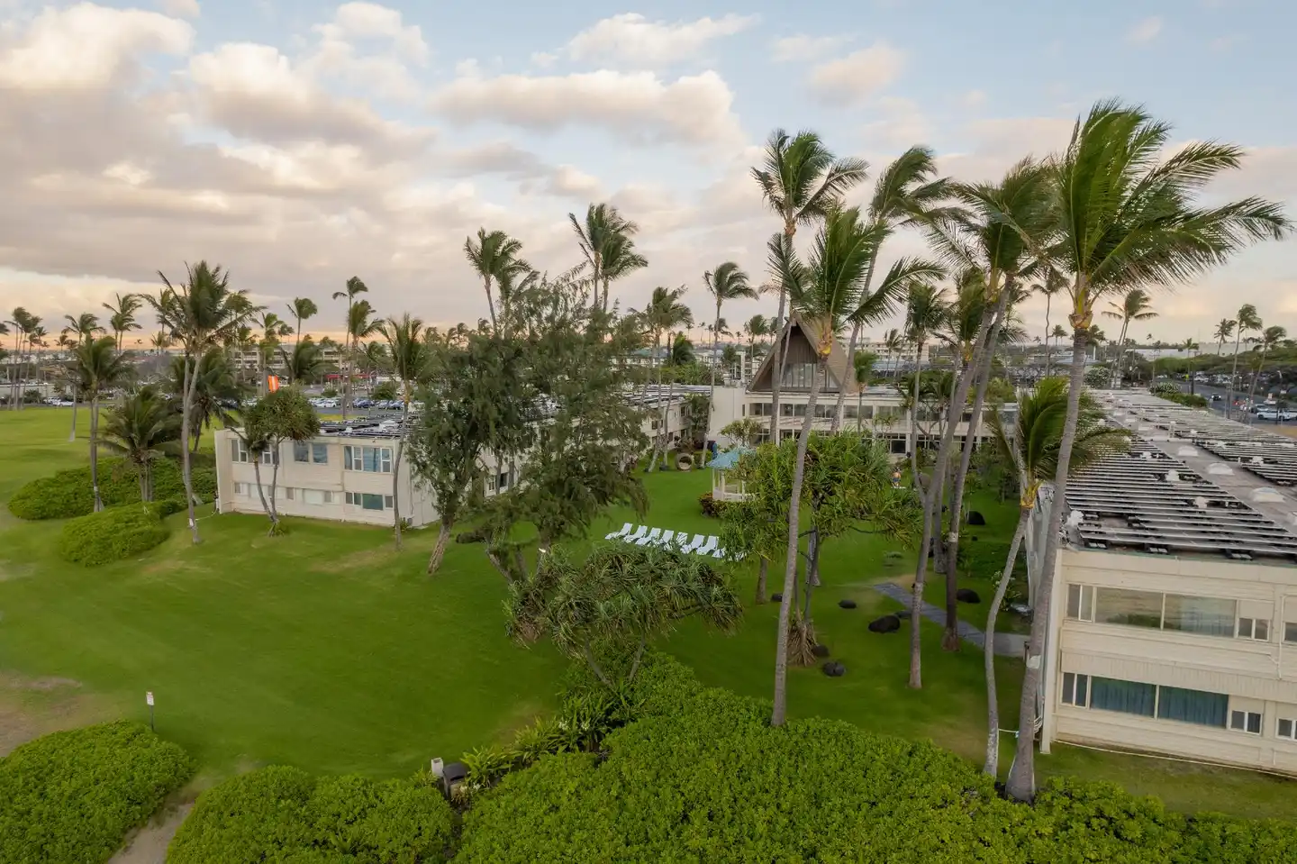 Maui Beach Hotel Garten