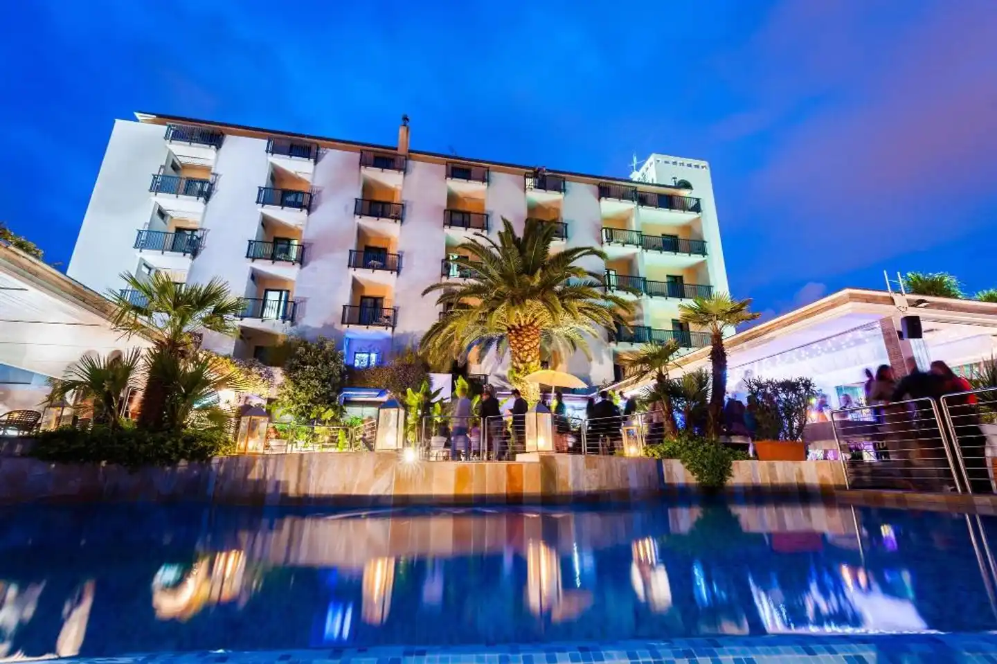 Mare Hotel Pool