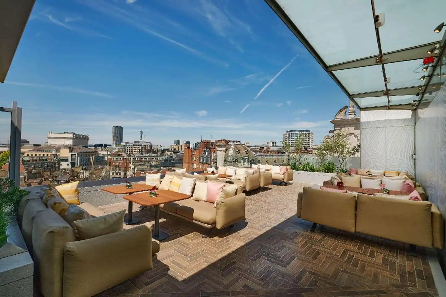 ME London Terrasse