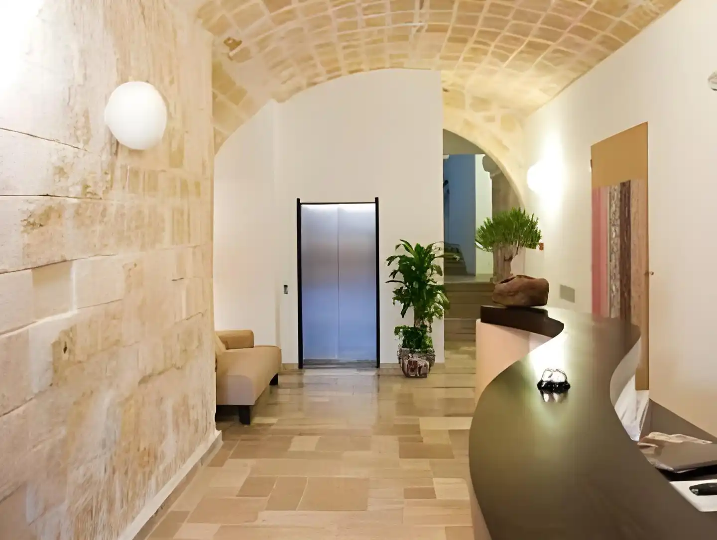 Palazzo Indelli Lobby