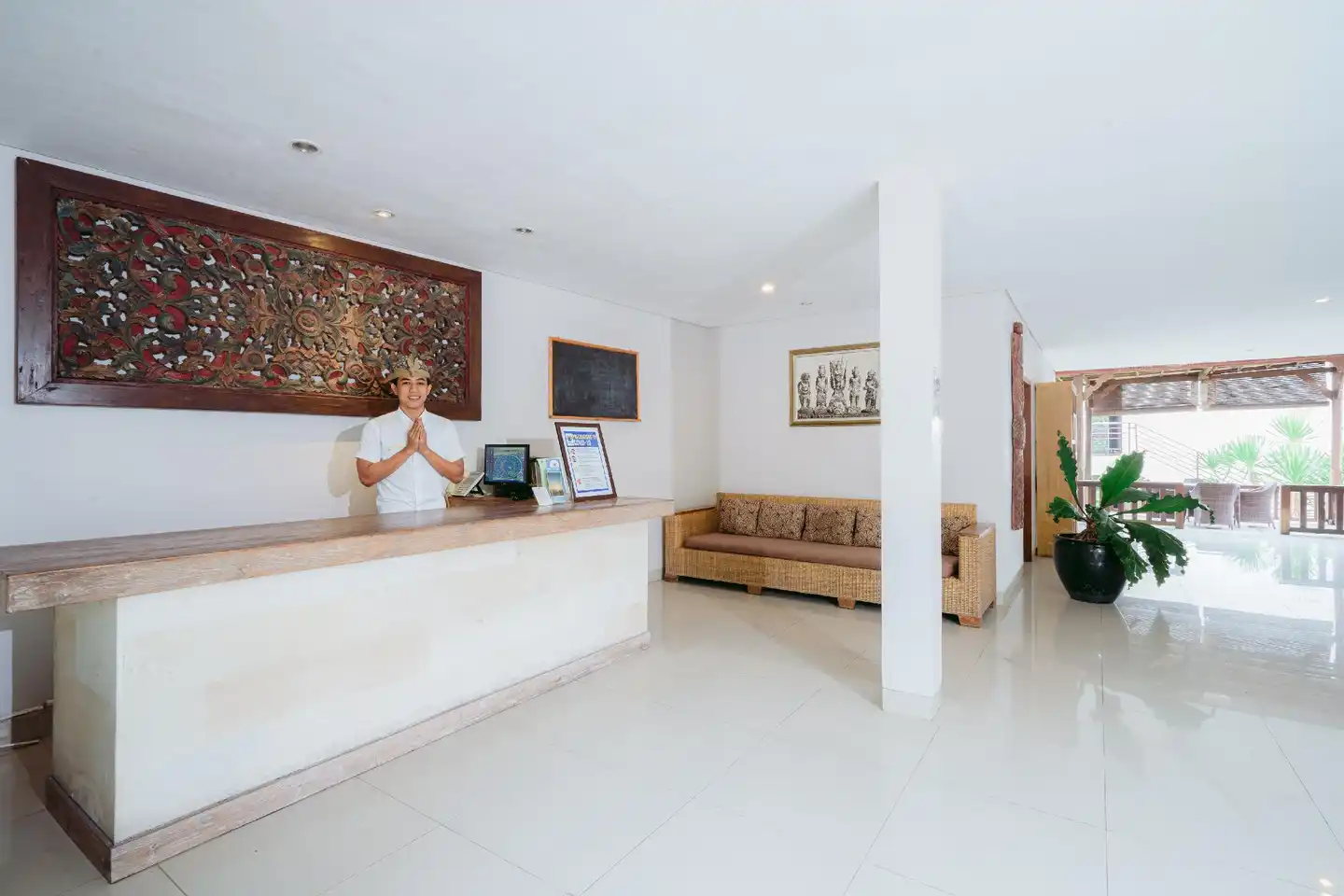 Pertiwi Bisma 1 Lobby