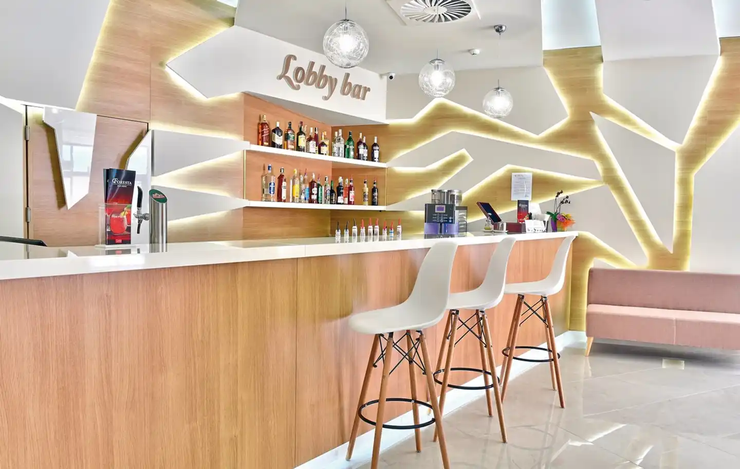 GRIFID Foresta Bar