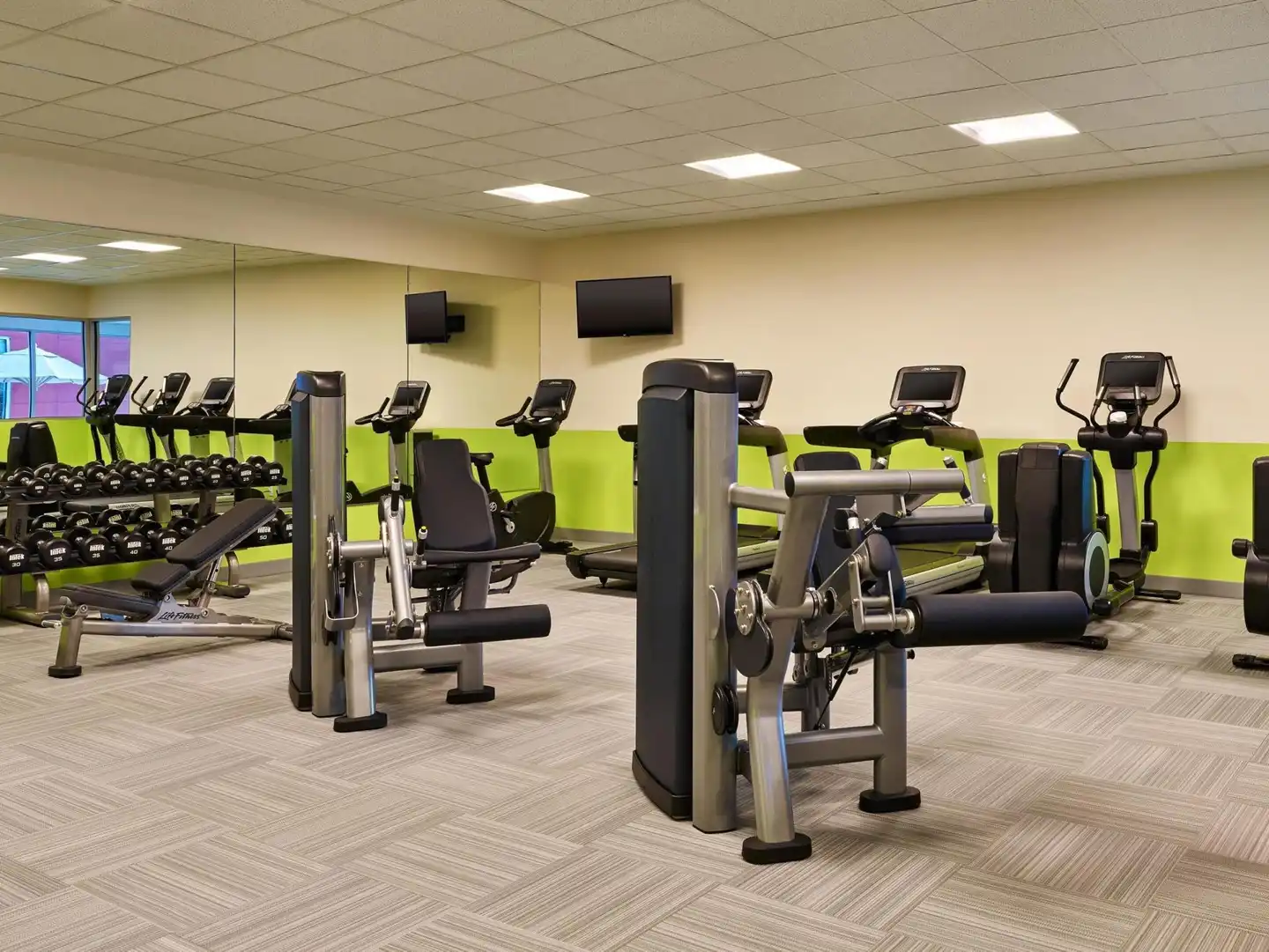 Element by Westin Basalt - Aspen Sport und Entertainment