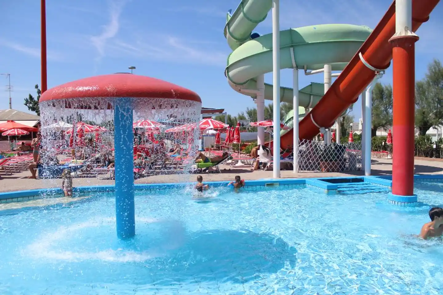 Hotel Marina Pool