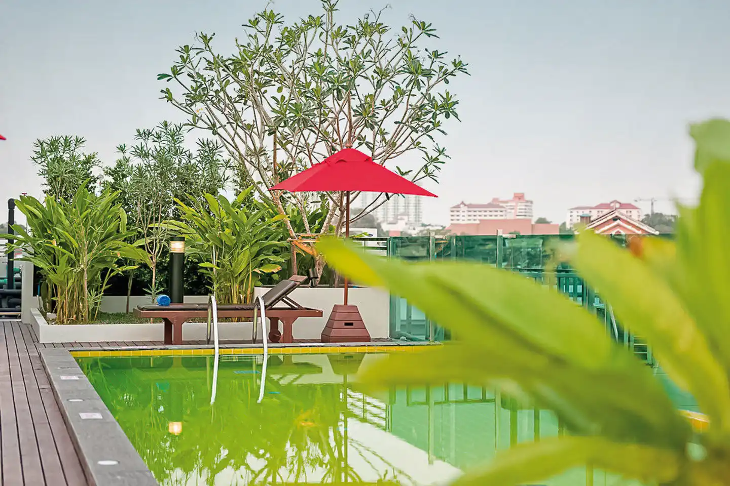 Sunshine Hip Hotel Pool