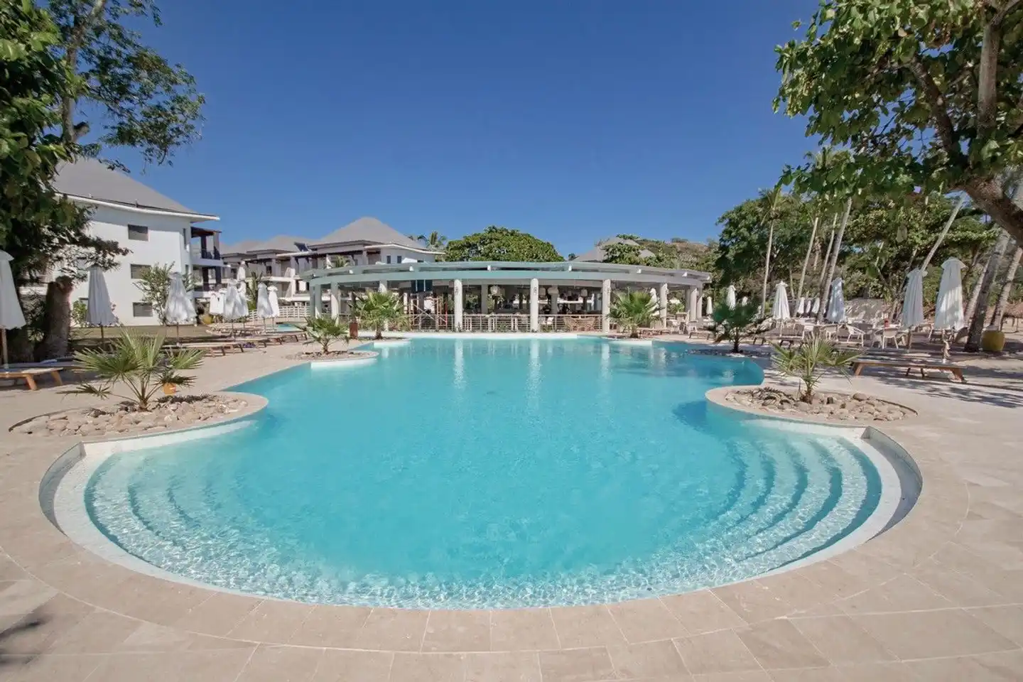 Royal Andilana Resort & Spa Pool