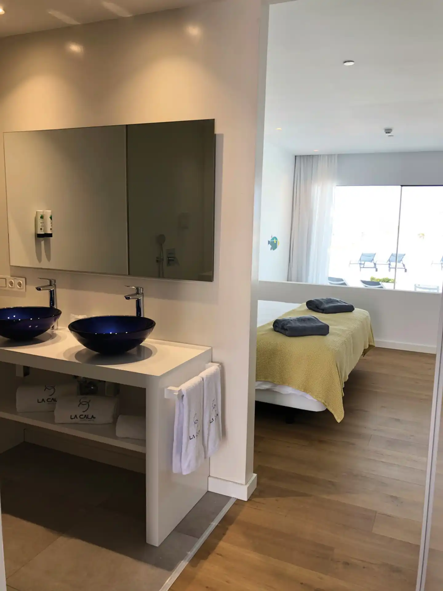 Cala Lanzarote Suites Hotel Badezimmer