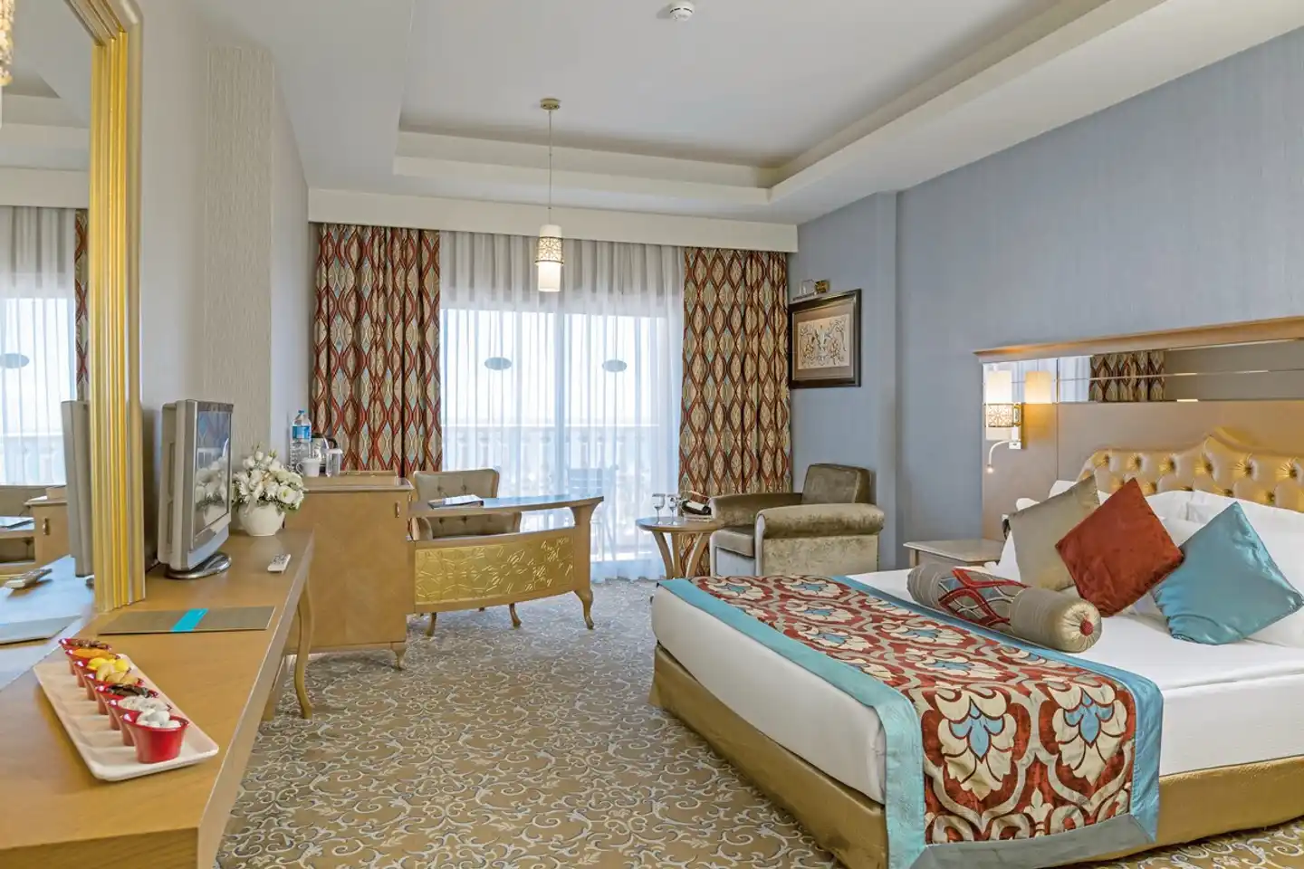 Royal Holiday Palace ACCOMMODATION