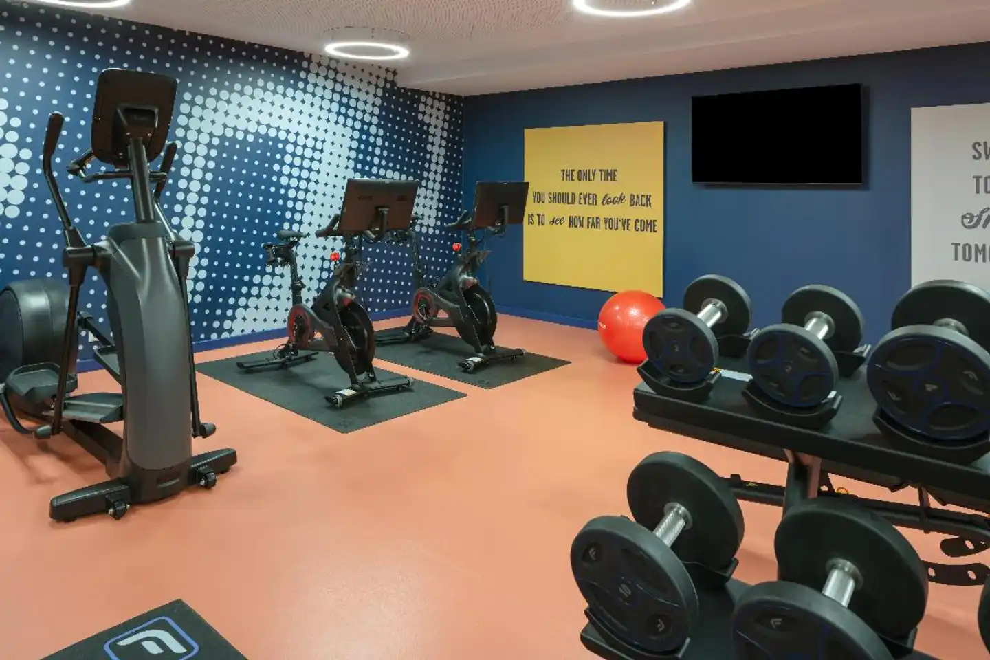 Hampton by Hilton Berlin City West Sport und Entertainment