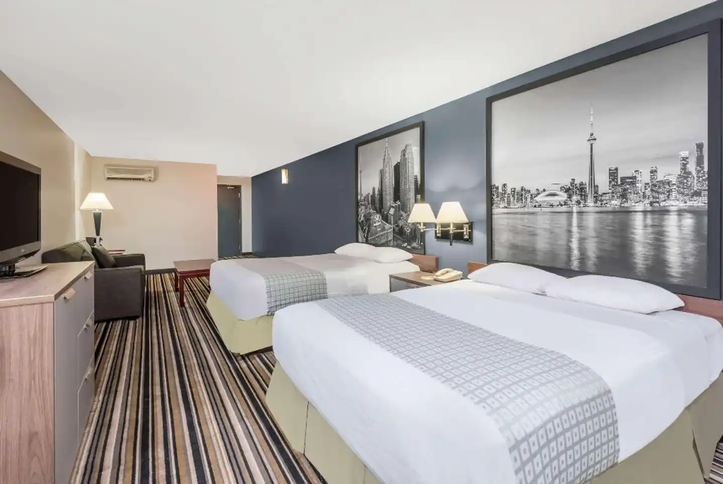 Super 8 by Wyndham Downtown Toronto Wohnbeispiel