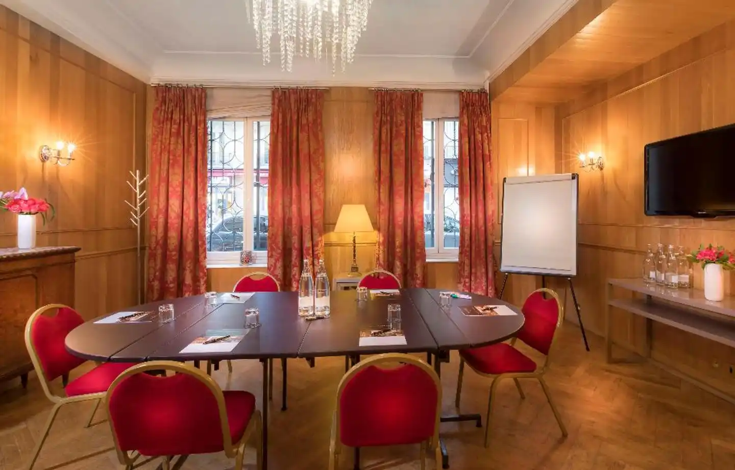 Claridge Paris Konferenz