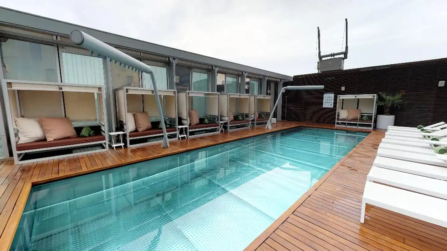 Meliá Barcelona Sky Pool