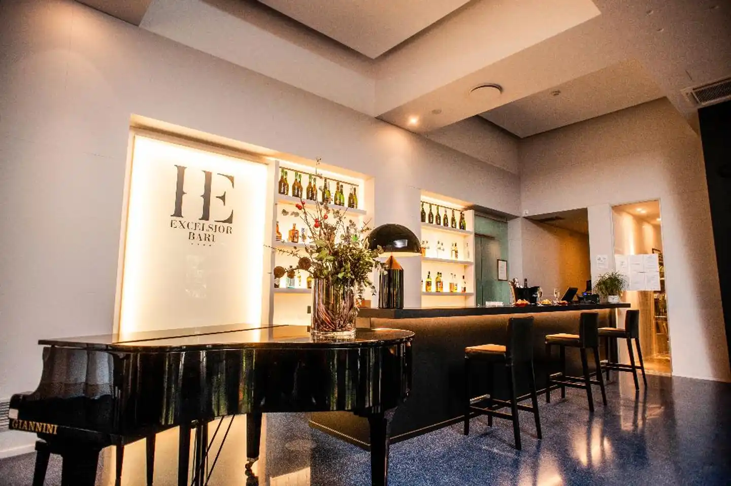 Excelsior Congressi Bar