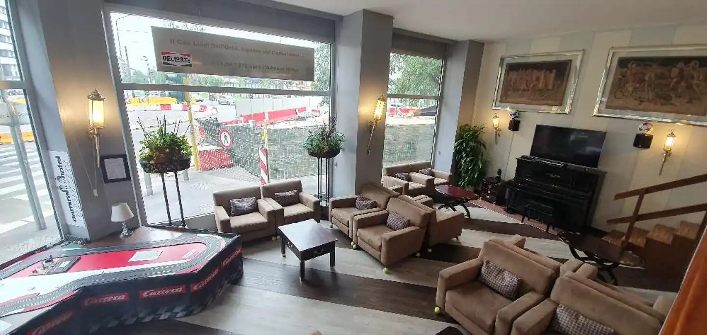 Admiral Lobby