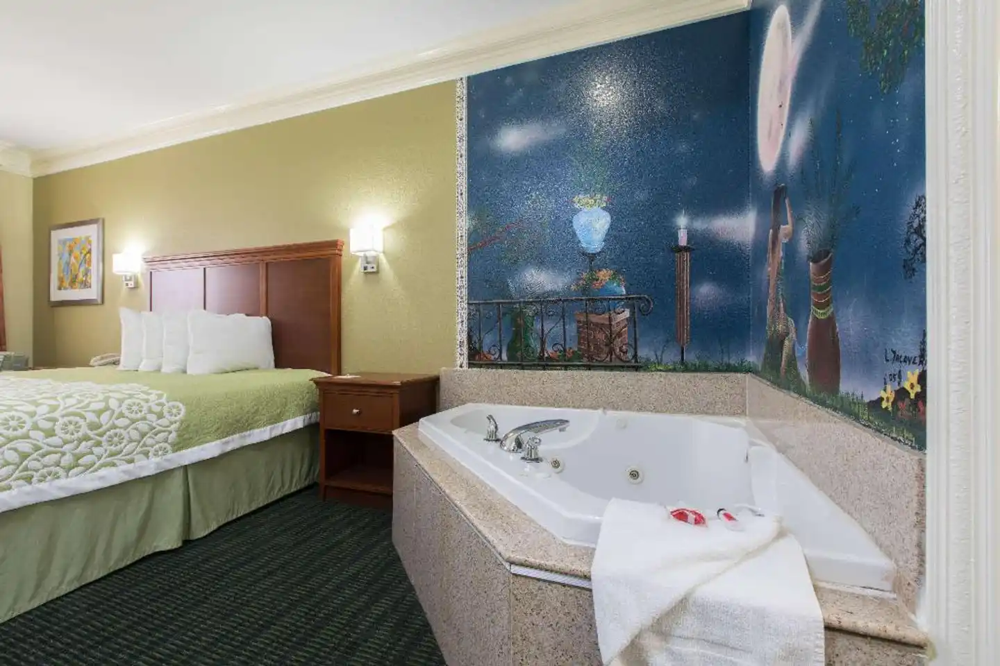 Days Inn & Suites by Wyndham Big Spring Badezimmer