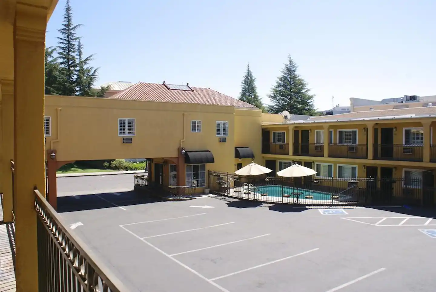 3 Palms Napa Valley Hotel & Suites At The Napa River Aussenansicht