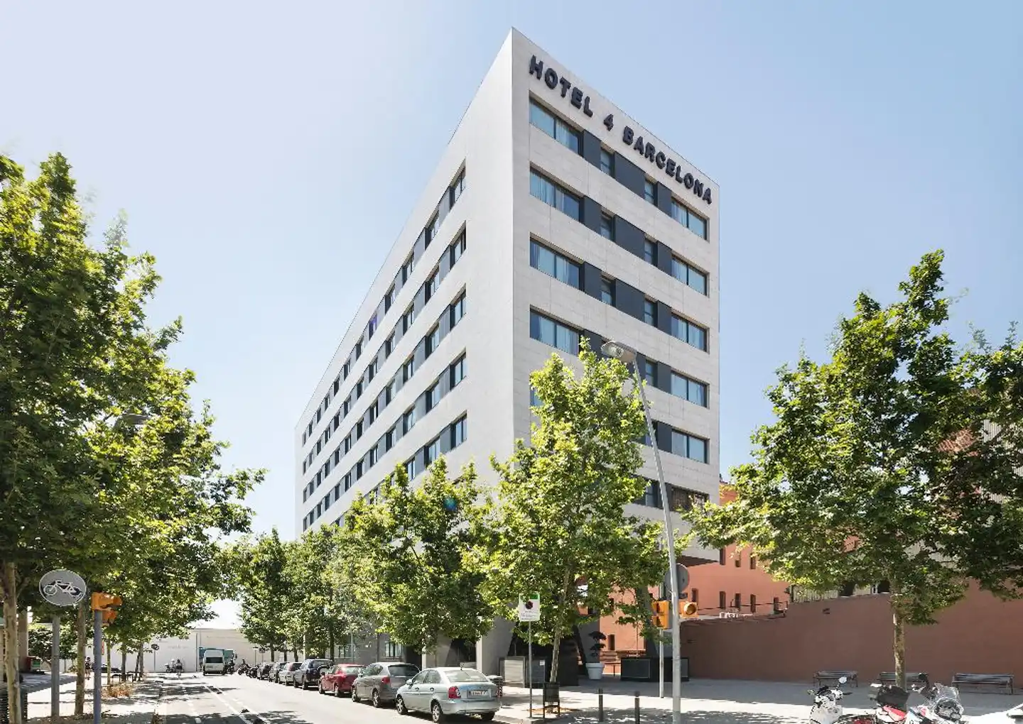 4 Barcelona Aussenansicht