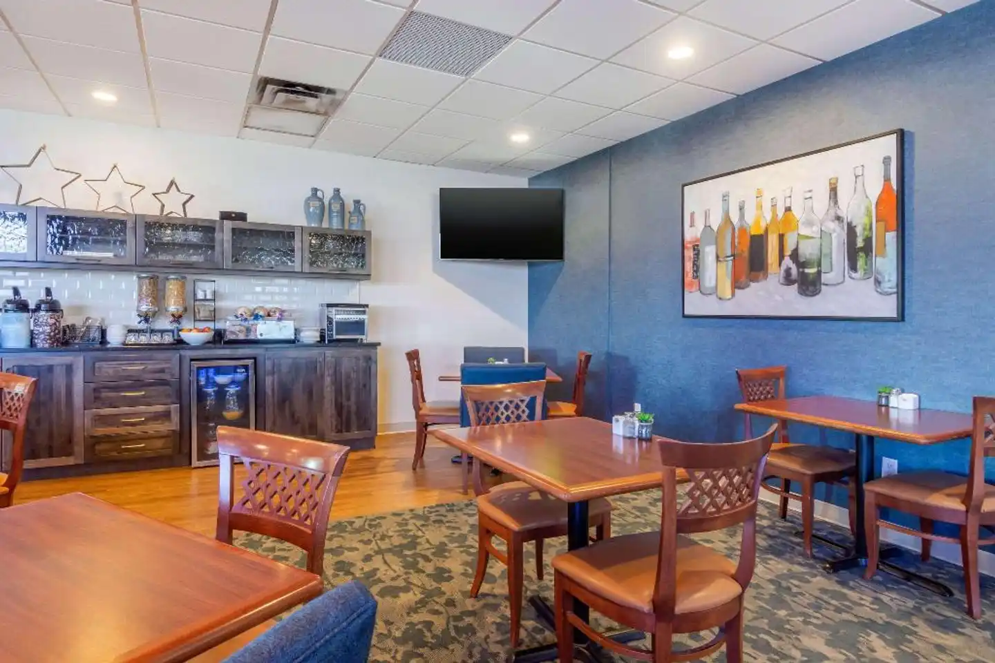 QUALITY HOTEL Bar
