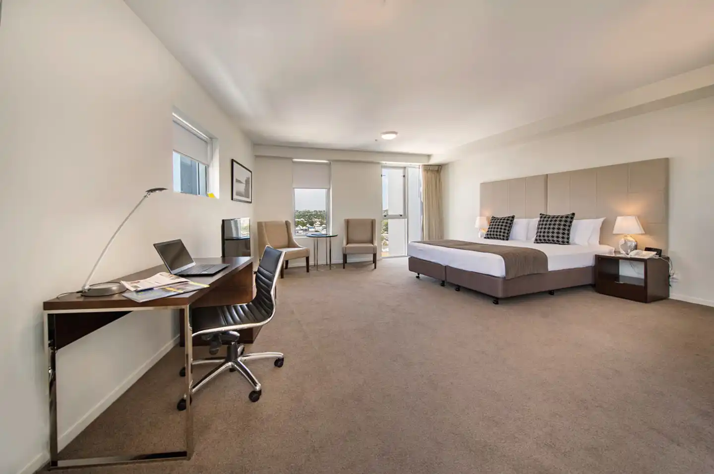 Empire Apartment Hotel Sport und Entertainment