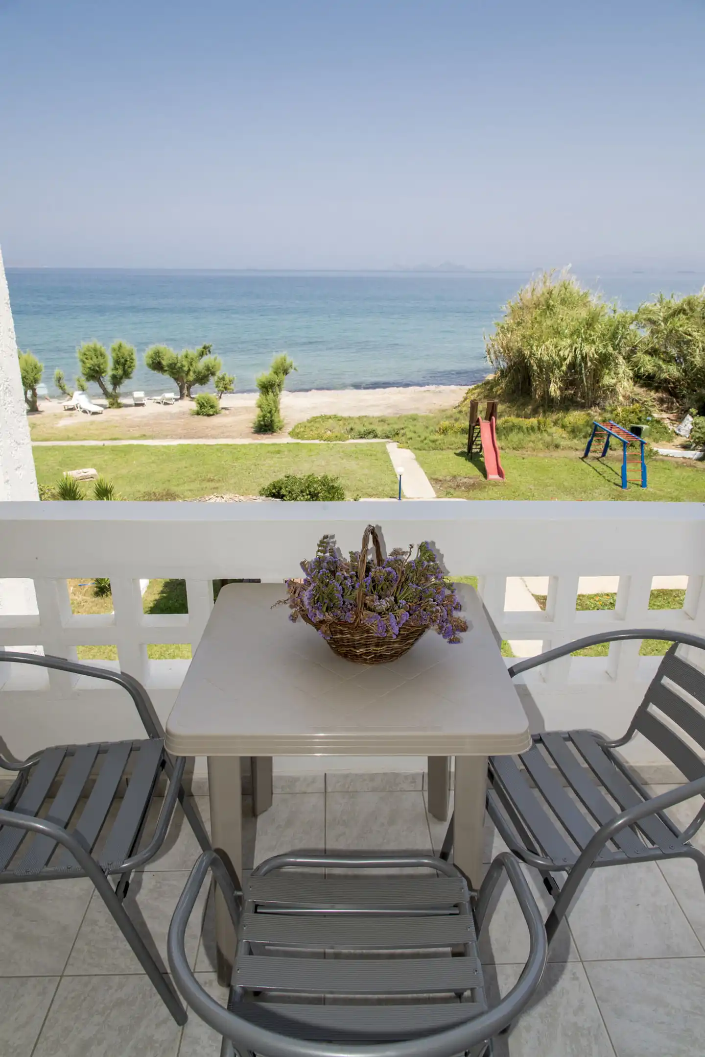 Byron Apartments Terrasse