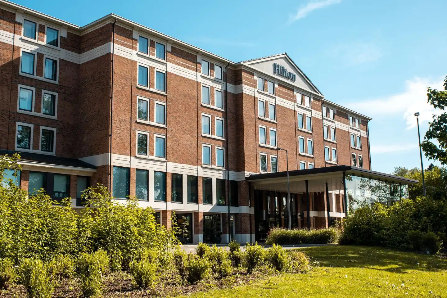 Hilton London Heathrow Airport Terminal 5 Aussenansicht
