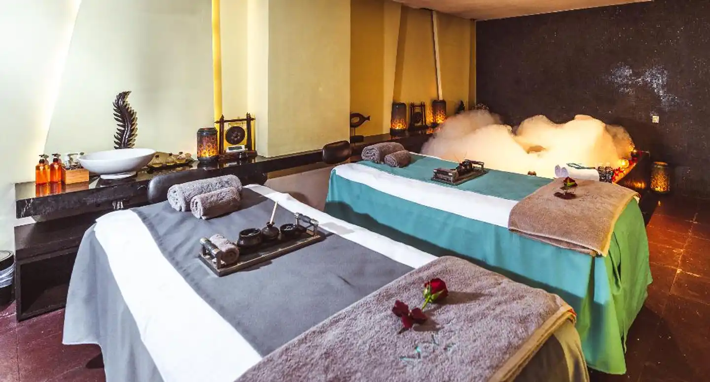 The Canvas Hotel Dubai MGallery By Sofitel Wohnbeispiel