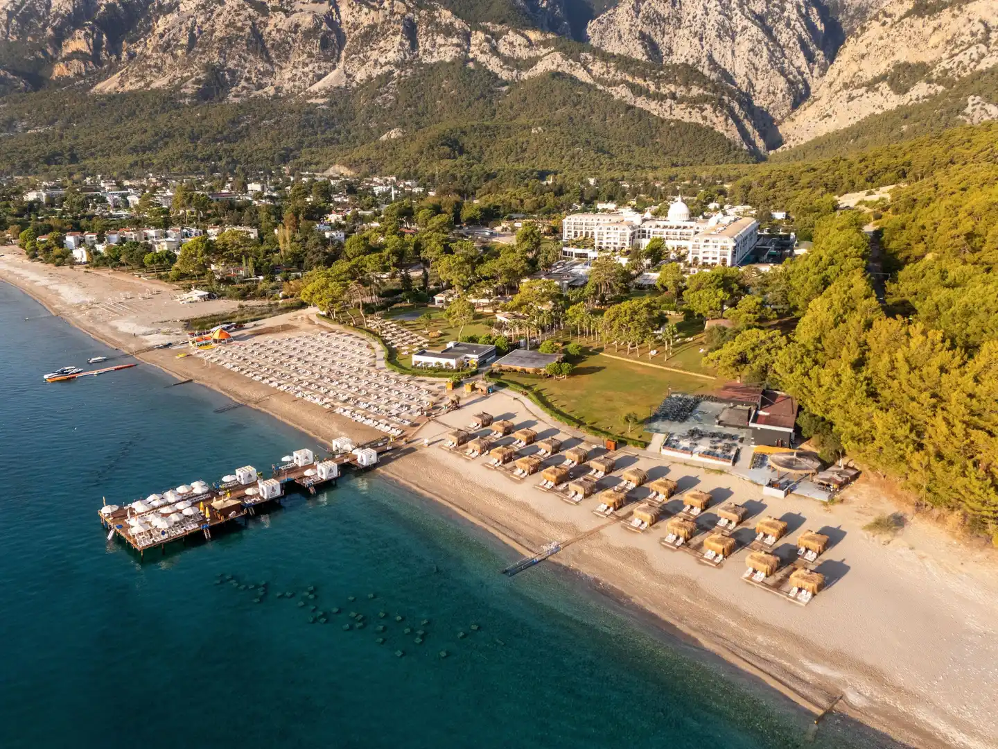 Juju Premier Palace BEACH