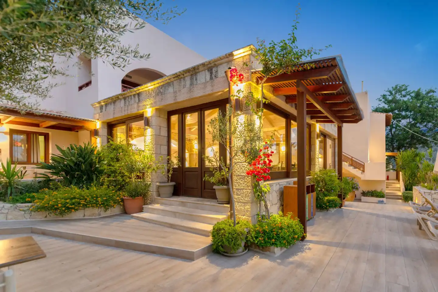 Cactus Village Hotel Aussenansicht