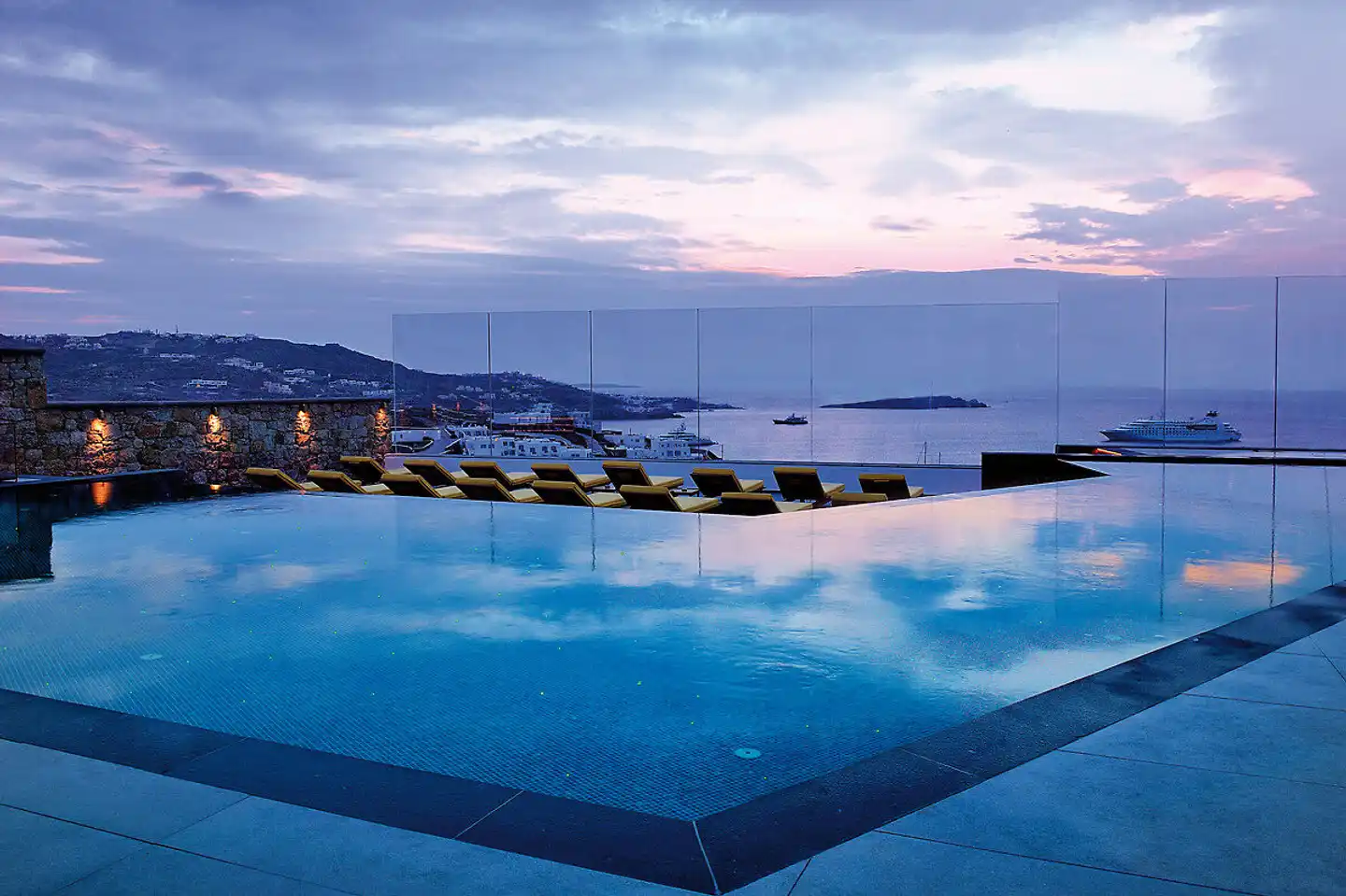 Myconian Korali Pool