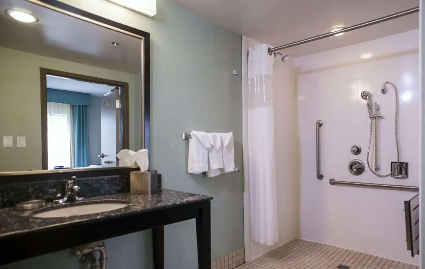 Hampton Inn & Suites by Hilton St. John's Airport Wohnbeispiel