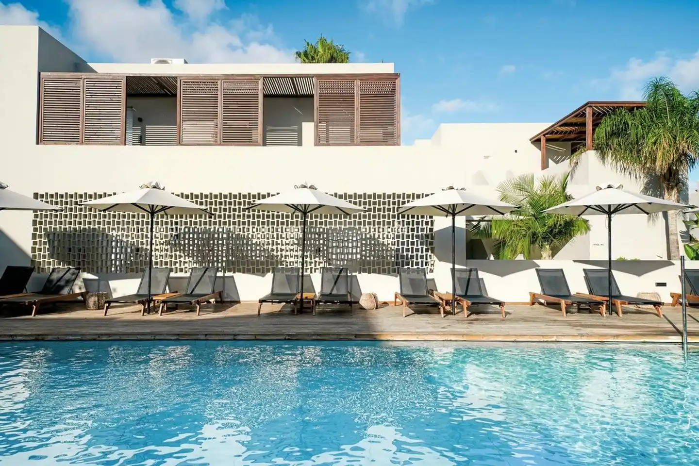 Sentido More Meni Residence & Suites Aussenansicht