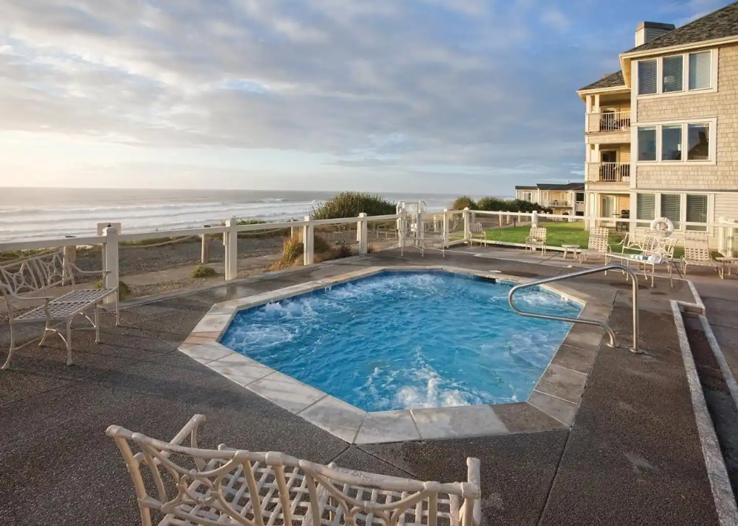 WorldMark Gleneden Beach Pool