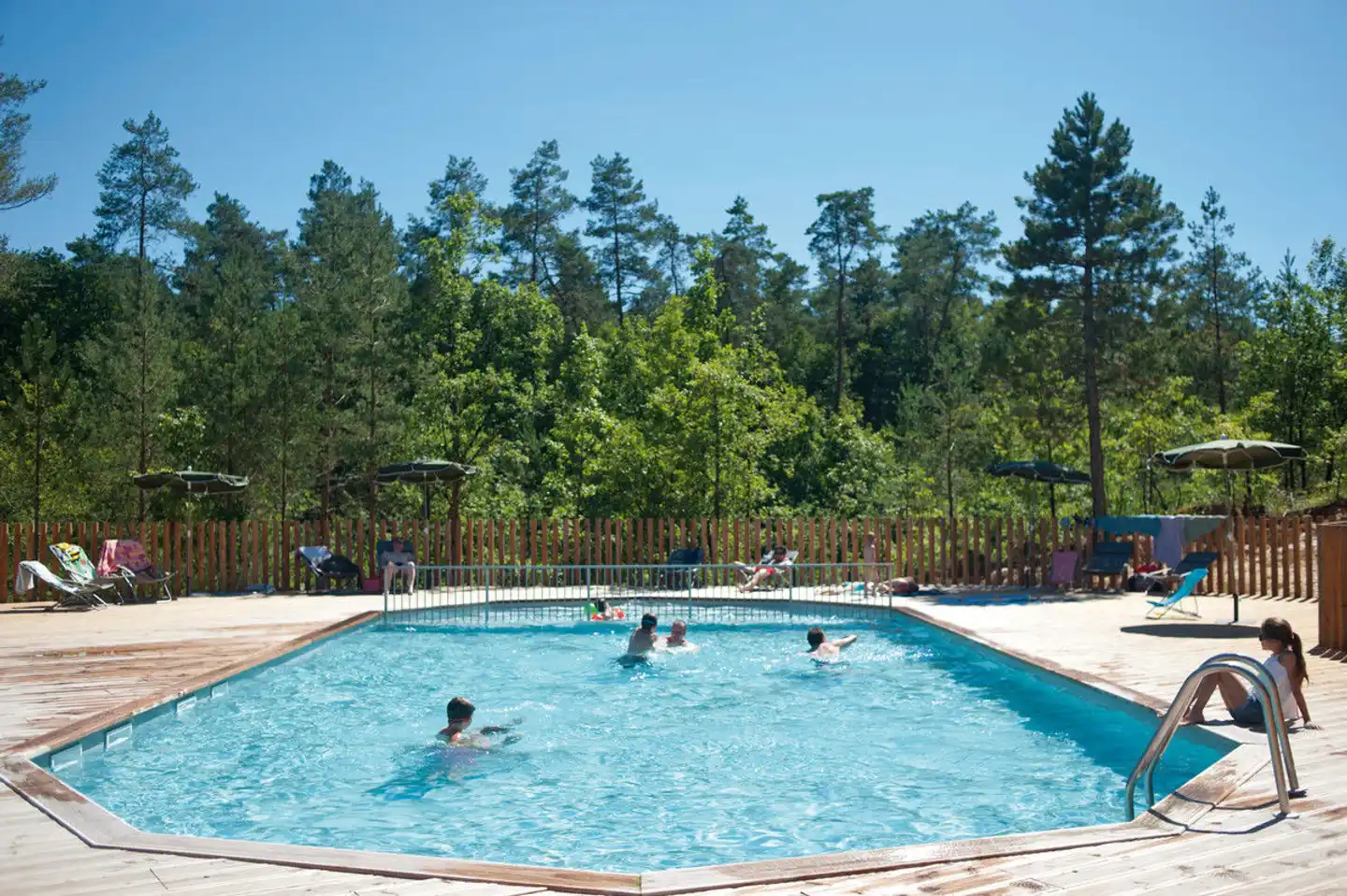 Village Huttopia Lanmary Pool