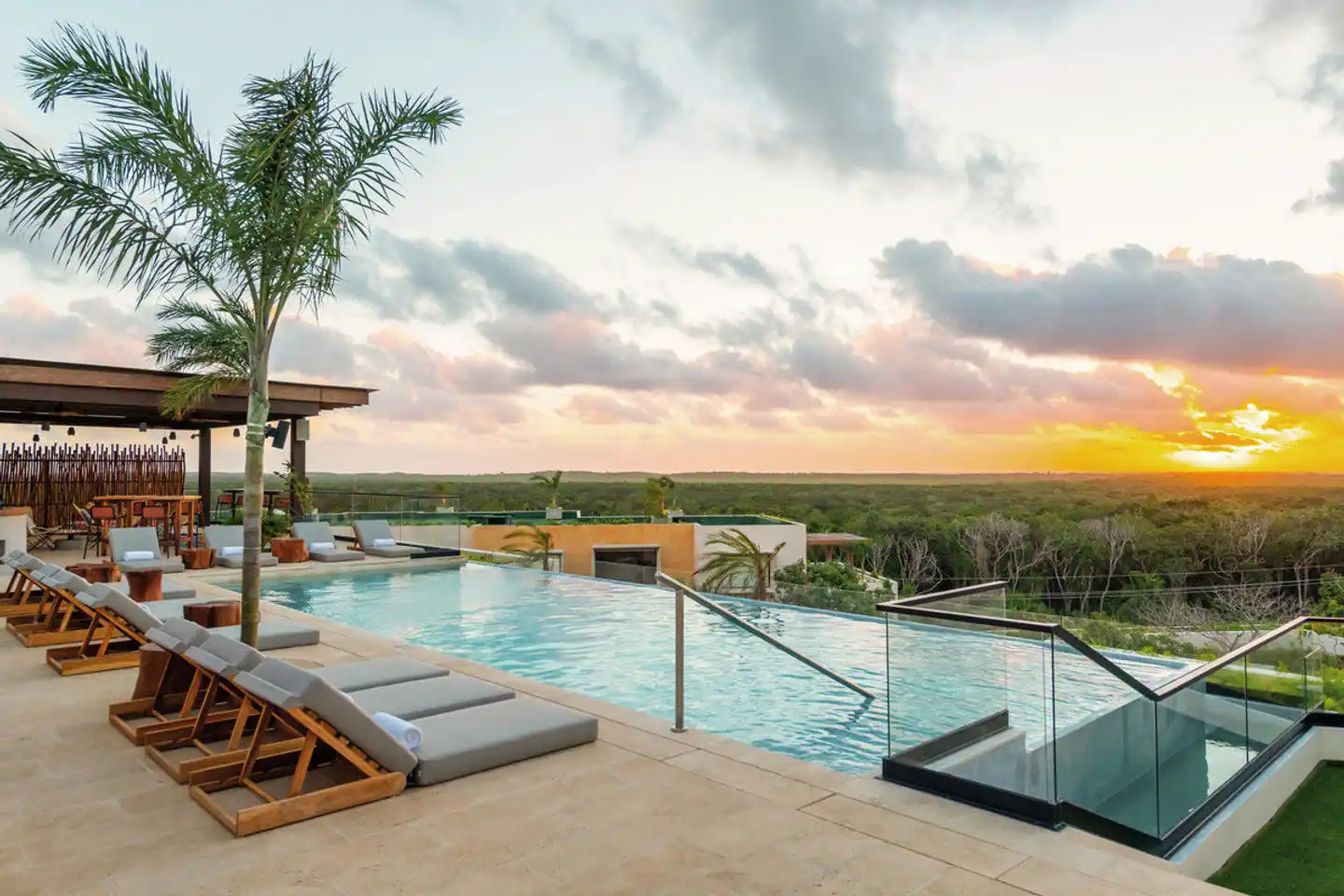 Aloft Tulum Pool