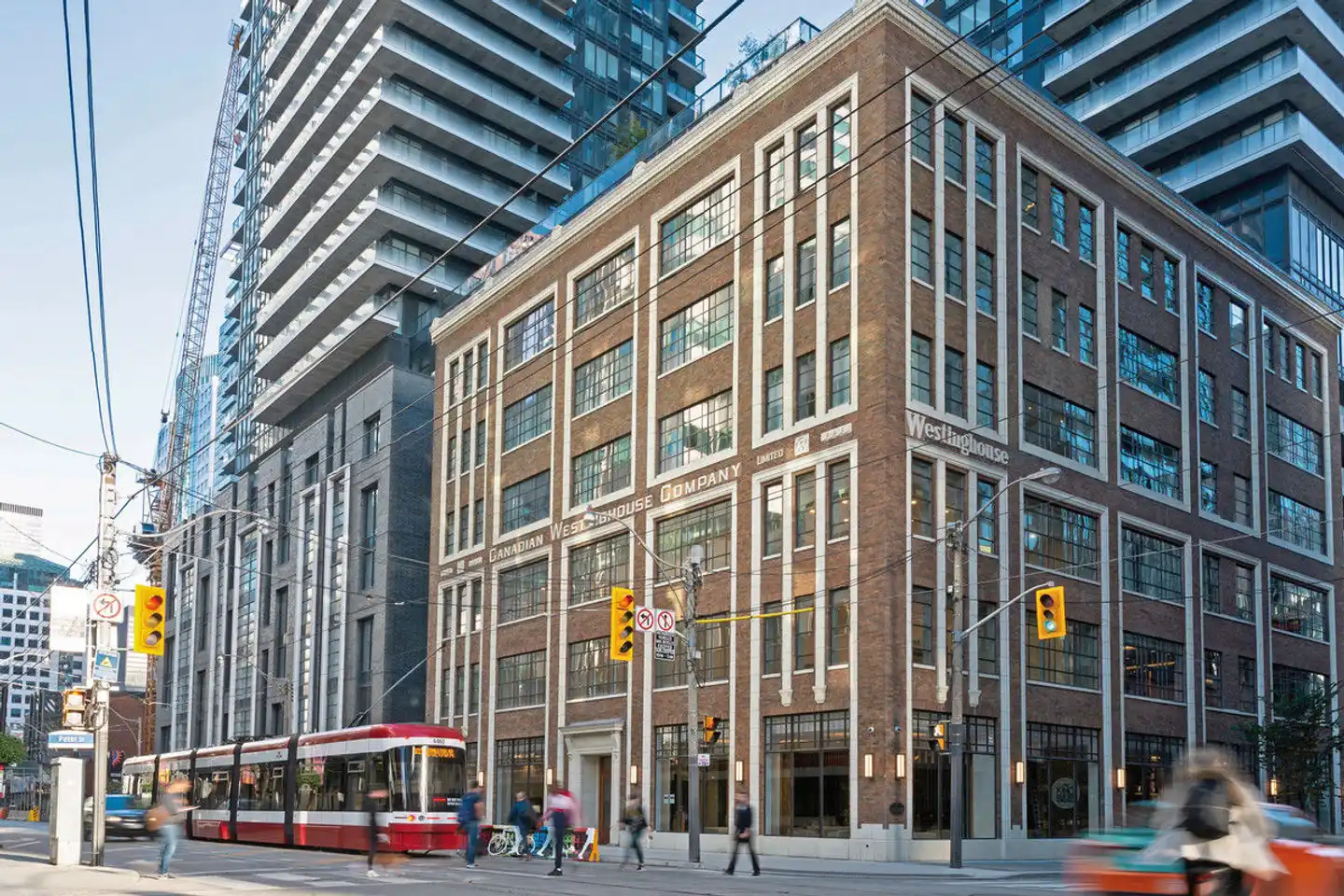 Sutton Place Hotel Toronto Downtown Aussenansicht