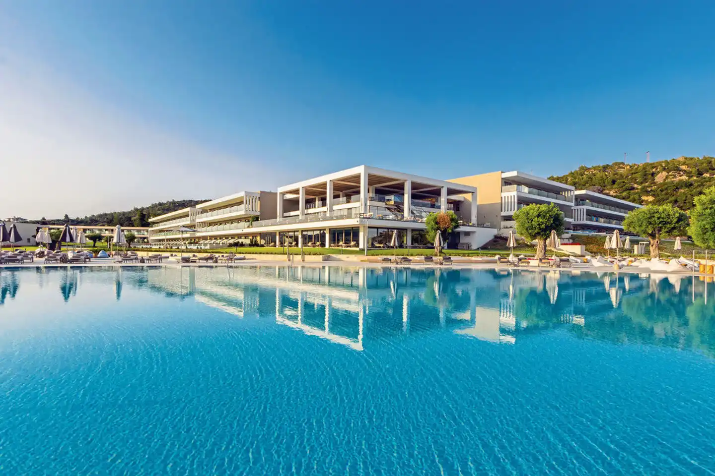 Ammoa Luxury Hotel & Spa Resort Pool